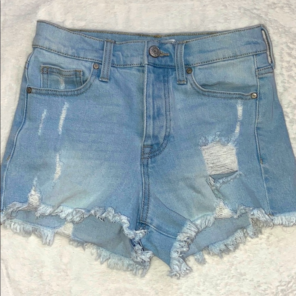 Celebrity Pink Ripped Medium-Wash Denim Shorts